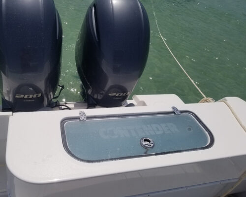 Contender 21 Open/23 Open Livewell Lid, Contender 25 Open Live Well Lid, Contender 27 T 2007 Live Well Lid, Contender 31 Open Live Well Lid, Contender 33 T 2008 Live Well Lid ,Contender 25 Bay Livewell Lid, Contender 25T Livewell Lid, Contender 28S/28T Livewell Lid, Contender 30T/ST 32T/ST, 35T/ST, 39T/ST, Contender Baitwell Lid