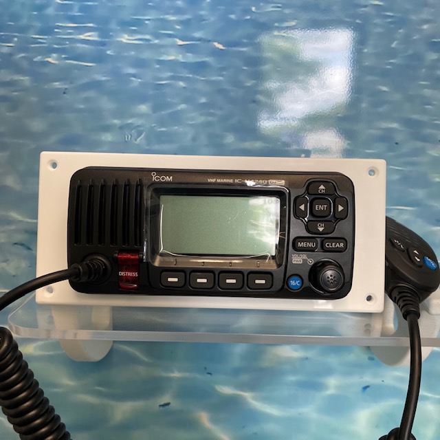 Acrylic I-Com 423 or 424 mounting panel