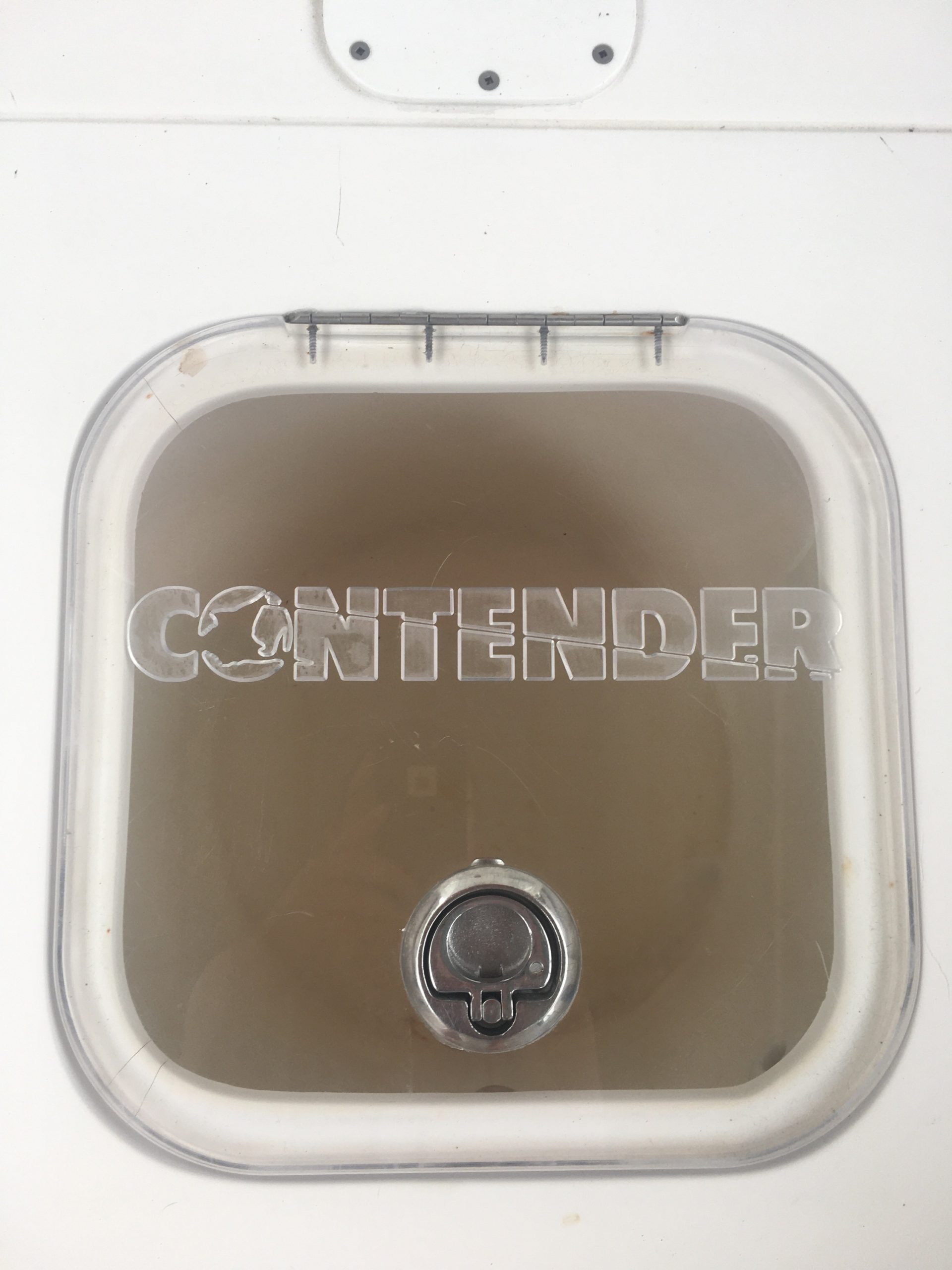 Contender 21 Open/23 Open Livewell Lid, Contender 25 Open Live Well Lid, Contender 27 T 2007 Live Well Lid, Contender 31 Open Live Well Lid, Contender 33 T 2008 Live Well Lid ,Contender 25 Bay Livewell Lid, Contender 25T Livewell Lid, Contender 28S/28T Livewell Lid, Contender 30T/ST 32T/ST, 35T/ST, 39T/ST, Contender Baitwell Lid