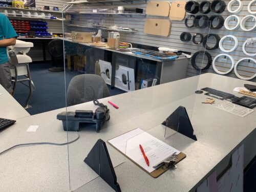 Sneeze Guard 32x24 24x32 Mountable with Reach Through Hole