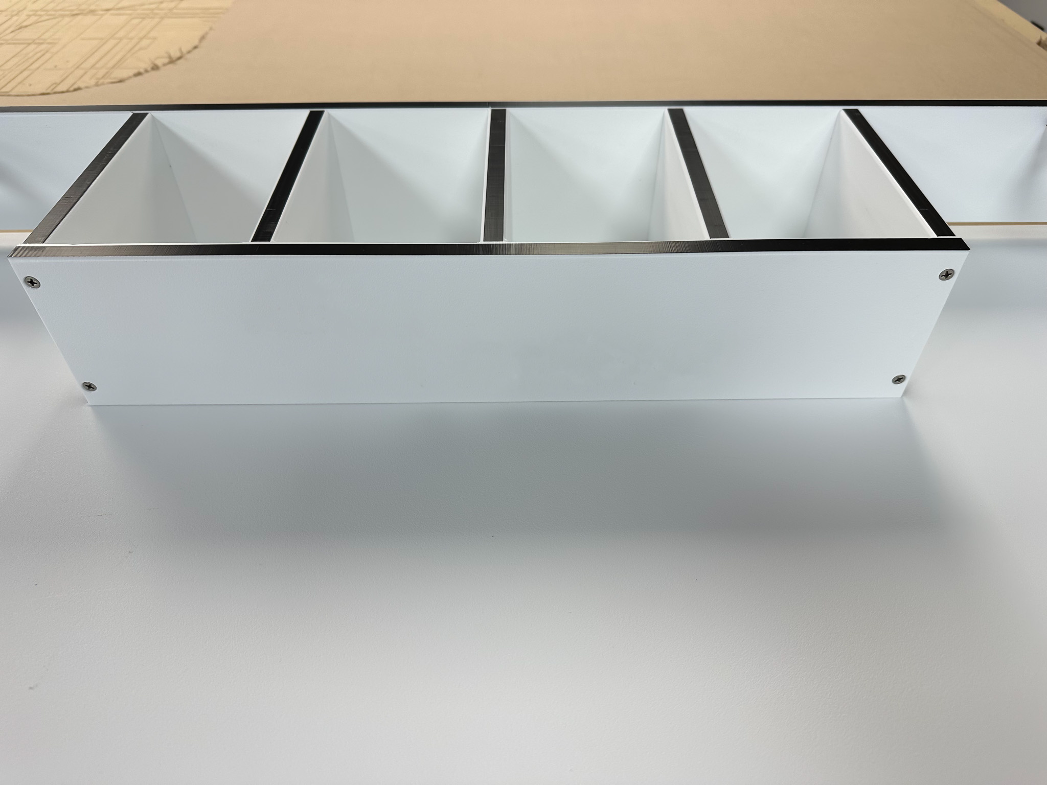 Fillet Party Table - Image 2